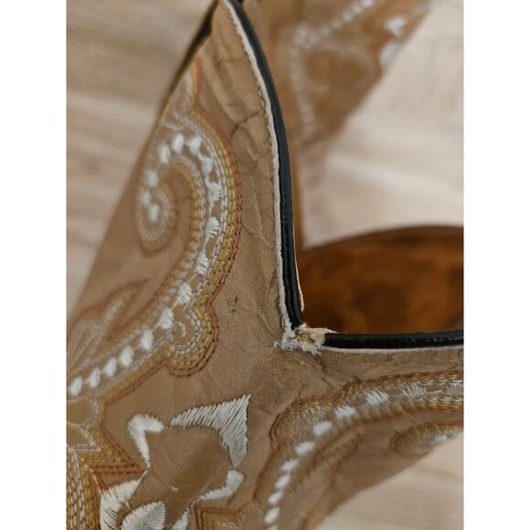 Men's Tan Western Boots - Picture 11 of 14